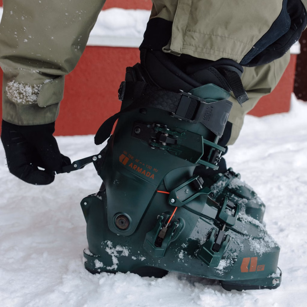 armada_ar-one-130_ski-boot_lifestyle_1080x1080.png
